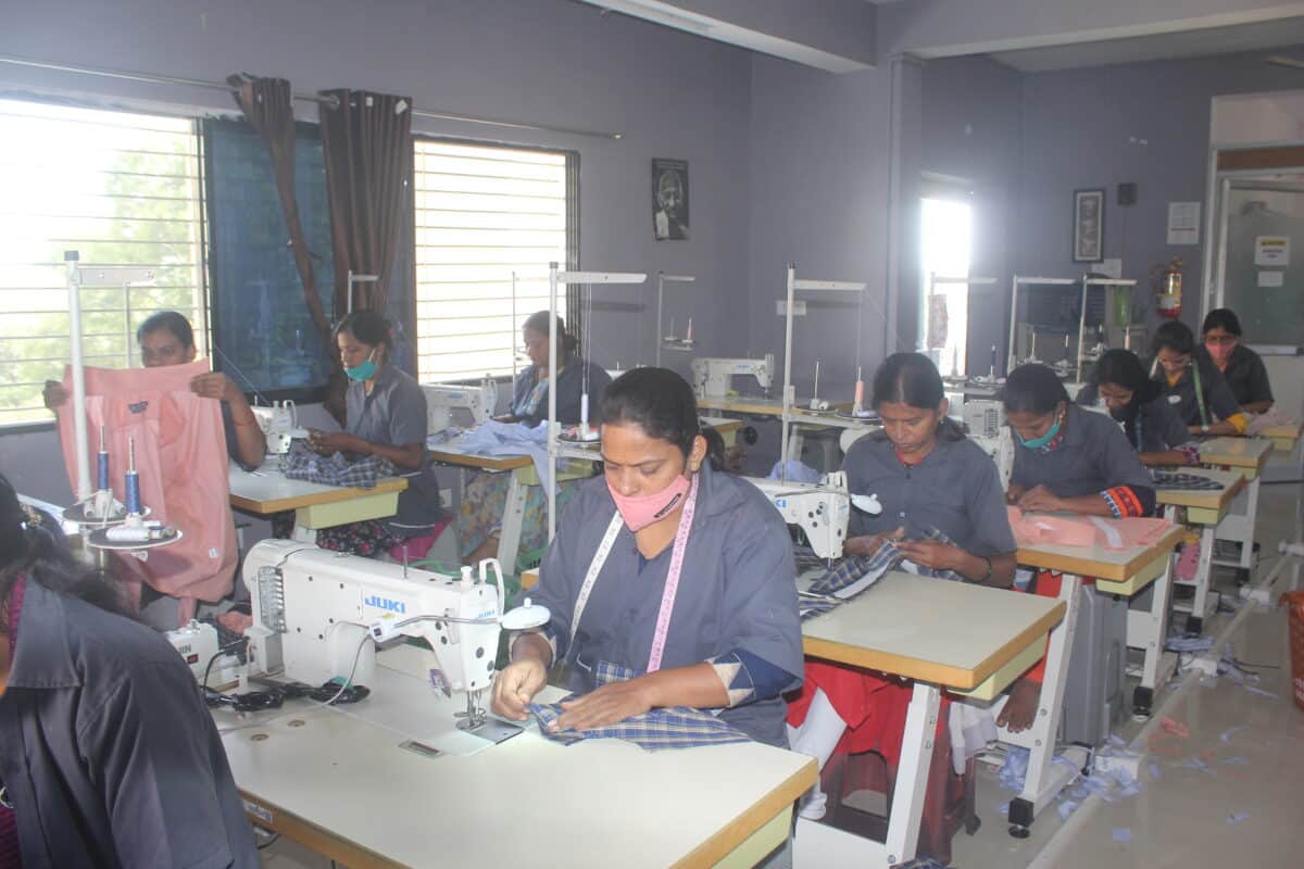 Fab Signatures School Uniform Manufacturers & Suppliers